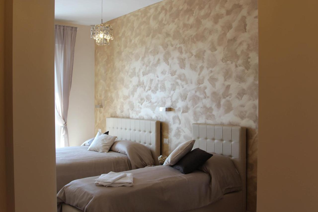 ウィンドウズ　オン　ローマ Bed & Breakfast エクステリア 写真